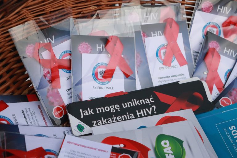 Światowy Dzień Walki z AIDS w Skierniewicach